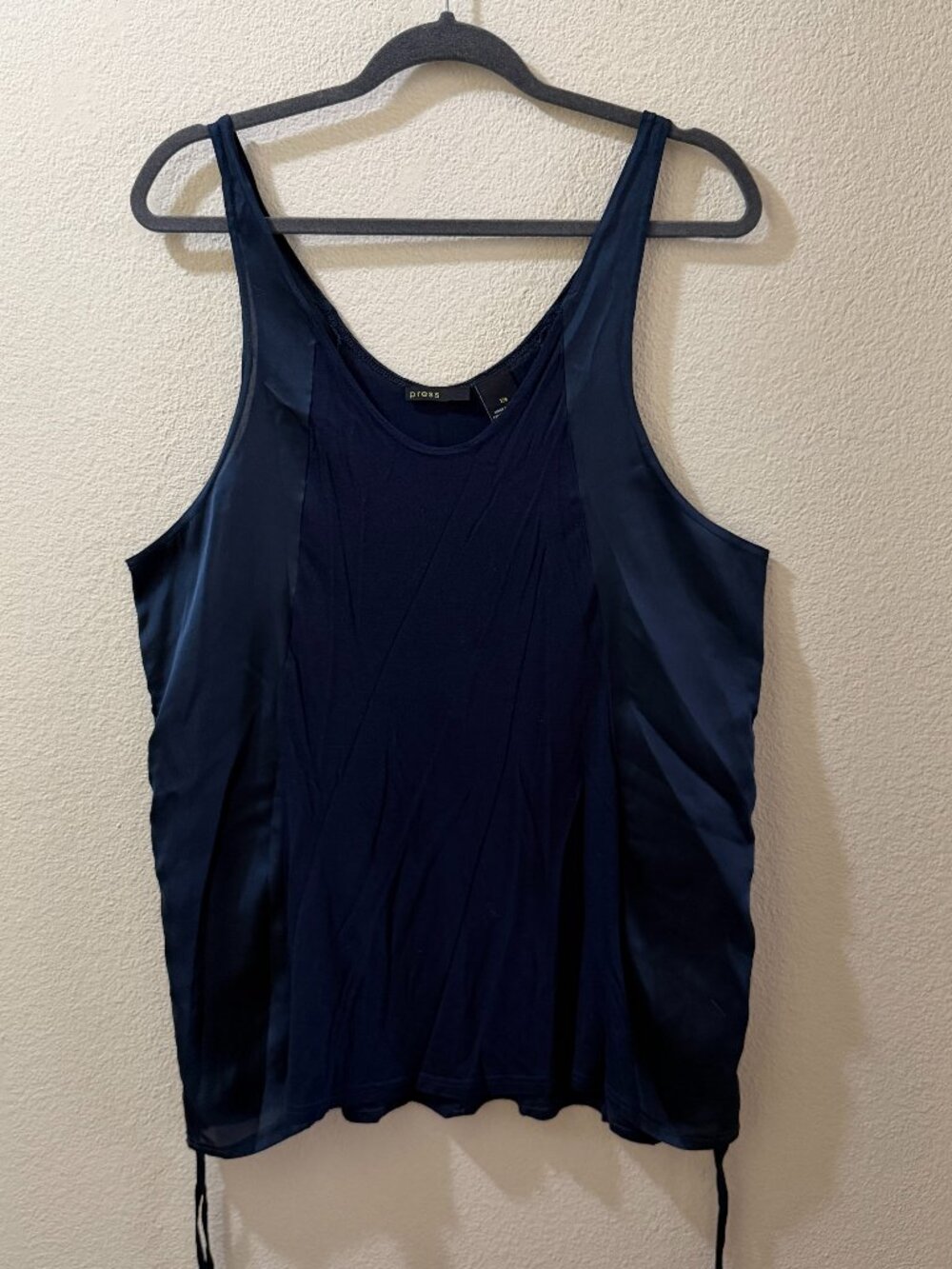 Navy Sleeveless Top Size L